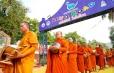 ศน. นำพุทธศาสนิกชนเข้าวัดปฏิบัติธรรมวันธรรมสวนะ “ศรัทธาอิ่มบุญ อุดหนุนชุมชน นุ่งซิ่น นั่งสาด ตักบาตร 9 วัด” ส่งเสริมภูมิปัญญาท้องถิ่น น้อมนำหลักธรรมทางพระพุทธศาสนาในการดำเนินชีวิต