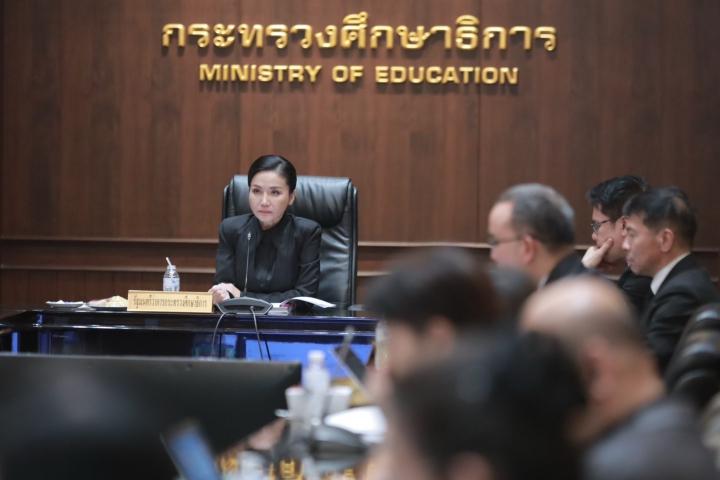 “รมว.นฤมล”ถก บอร์ด ก.ค.ศ. ปรับหลักเกณฑ์ประเมินวิทยฐานะ เปิดทางใช้ผลงานเชิงประจักษ์เป็นทางเลือกเพิ่ม เห็นชอบแนวทางพัฒนาระบบย้ายครู ย้ำ ยืดหยุ่น เพิ่มโอกาสมากขึ้น