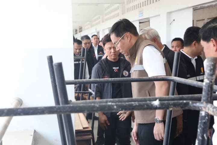 รมช.อัครนันท์ ลุยโคราชทันที หลังทราบปัญหาอาคารเรียนทรุดจากการหารือในสภาฯ