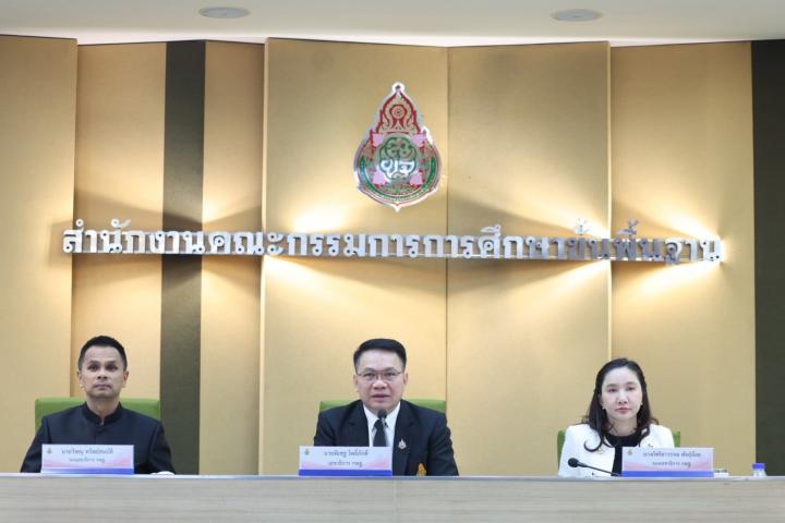 สพฐ. เร่งดูแลโรงเรียนน้ำท่วม พร้อมตั้งศูนย์พักพิงในโรงเรียน 102 แห่ง หลังพบ รร.ได้รับผลกระทบจำนวนมาก