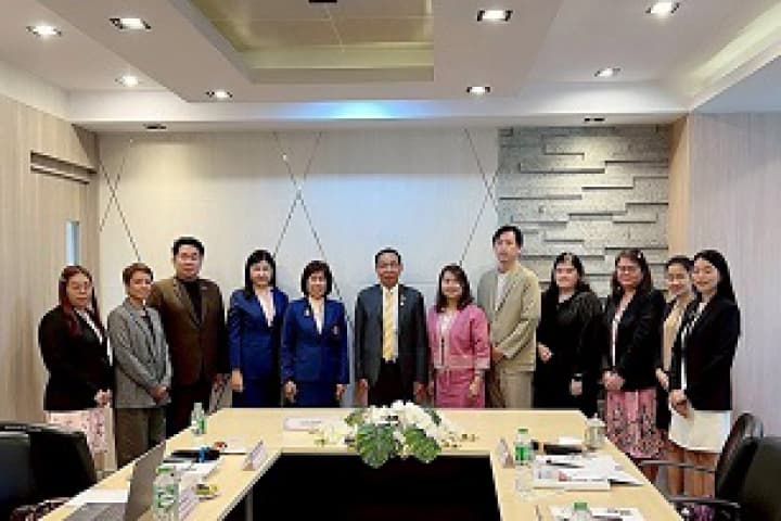 สกร. ผนึกกำลัง สจนท. ขับเคลื่อนระบบแนะแนว มุ่งยกระดับคุณภาพชีวิตประชาชนทุกช่วงวัย