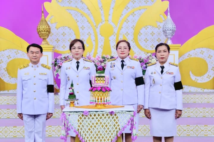 สกร. ร่วมบันทึกเทปถวายพระพรชัยมงคล สมเด็จพระนางเจ้าสุทิดา พระบรมราชินีฯ