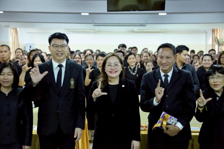 สกร. สระบุรี จับมือภาคีเครือข่าย จัดกิจกรรมเทิดพระเกียรติแม่ของแผ่นดิน