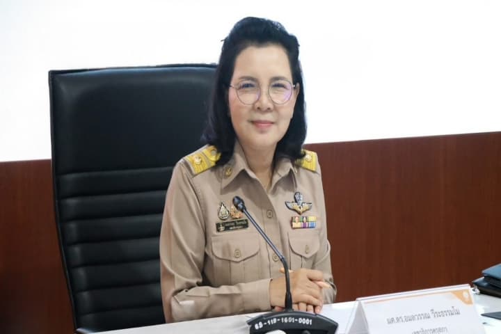 คุรุสภาสั่งการเอาผิดจรรยาบรรณขั้นเด็ดขาด ครูโหด ตบ-ต่อย เด็กนักเรียน เหตุเพราะไม่ส่งงาน