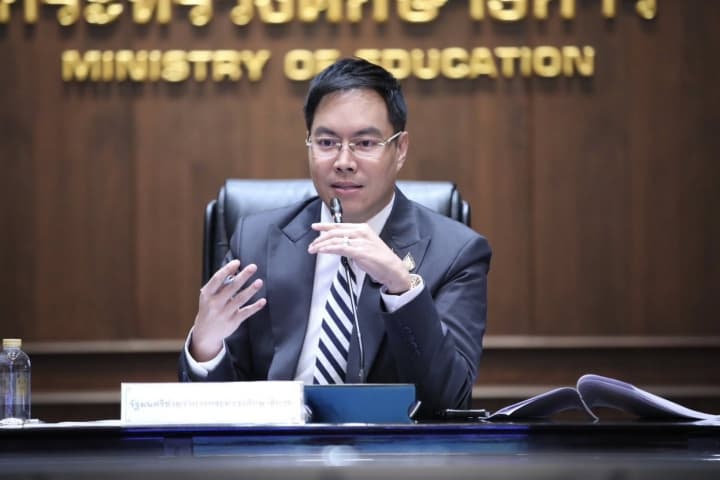 รมช.อัครนันท์ กางวิสัยทัศน์ สกร. ยุคใหม่ปรับหลักสูตรเน้นปฏิบัติ ตอบโจทย์โลก AI–สร้างอาชีพ