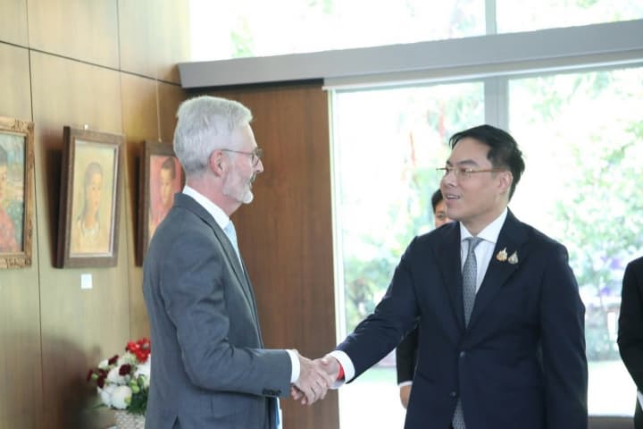 ศธ.จับมือ สวิสเซอร์แลนด์ เดินหน้าพัฒนาการศึกษาชายแดนใต้ เริ่มนำร่องโครงการพหุภาษา 9 ปี