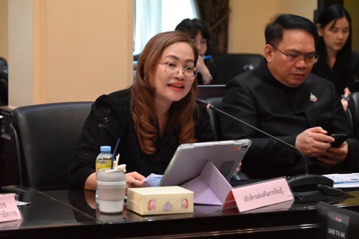 สกร. ขานรับนโยบาย รมว.ศธ. เดินหน้ายกระดับศูนย์เรียนรู้ต้นแบบพลังงานสะอาดทั่วประเทศ